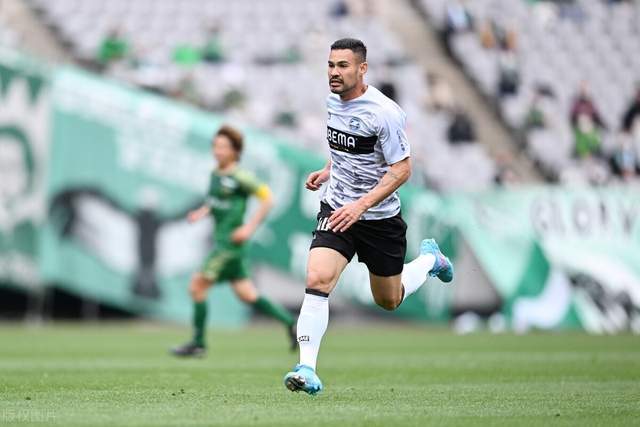 意超杯-劳塔罗补时绝杀 国米1-0那不勒斯三连冠